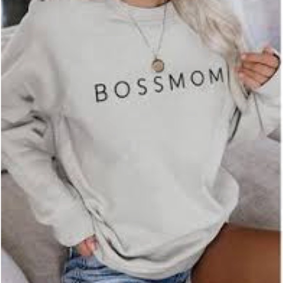 Sheshow Tops - SHESHOW Cream Sweatshirt